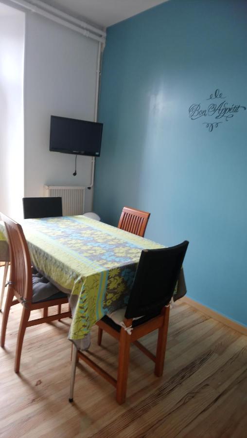 Le Loubens Appartement Arette Buitenkant foto